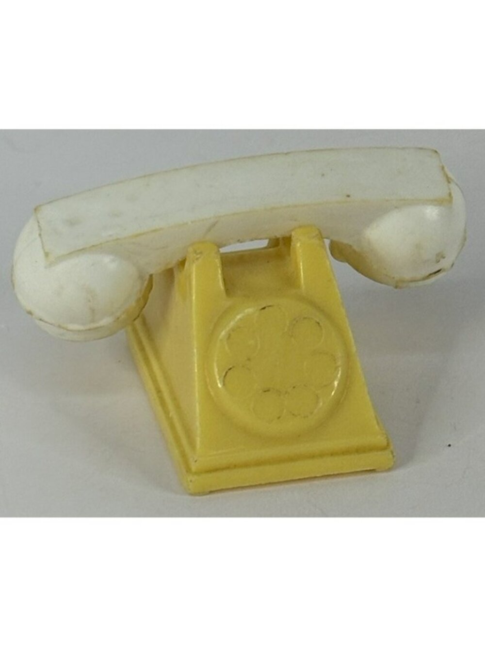 Vintage Dollhouse Miniatures RENWAL Telephone Yellow Base White Receiver #28